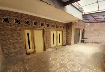 Jual Rumah 4 M jadi 2.5 M mau disewa Indomaret