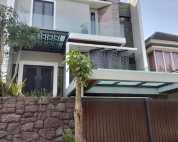 rumah citraland dekat graha family, pakuwon indah