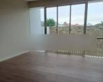 thumbnail-rumah-model-minimalis-modern-dengan-banyak-bukaan-lingkungan-sudah-banyak-10